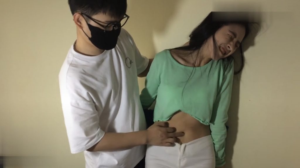 TM林鹿鹿捅虐肚脐