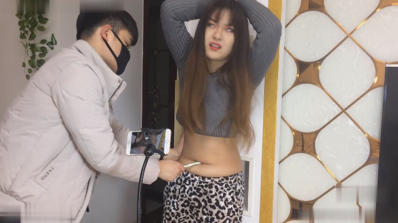 TM捅丰满瑞琪肚脐-捅到翻白眼