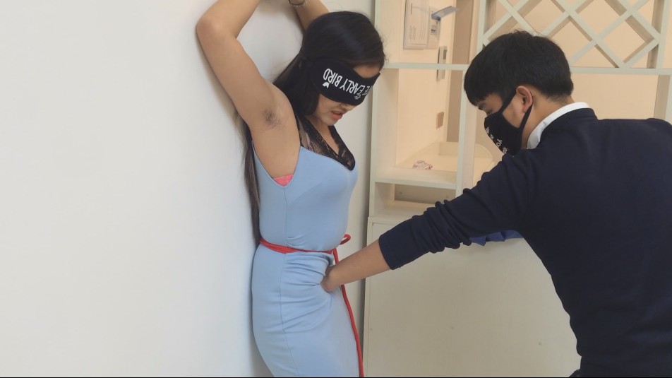 鼓鼓小肚子重击