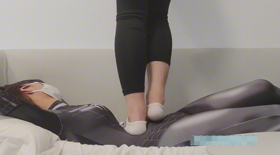 FX70 重踩肚子（蜘蛛侠紧身衣）