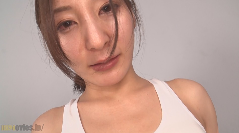 sitm_8952_002 気持ち良すぎてマジイキ＆失〇＆内出血・・・【足立友梨のオヘソはとてつもなく『マゾヘソ』】